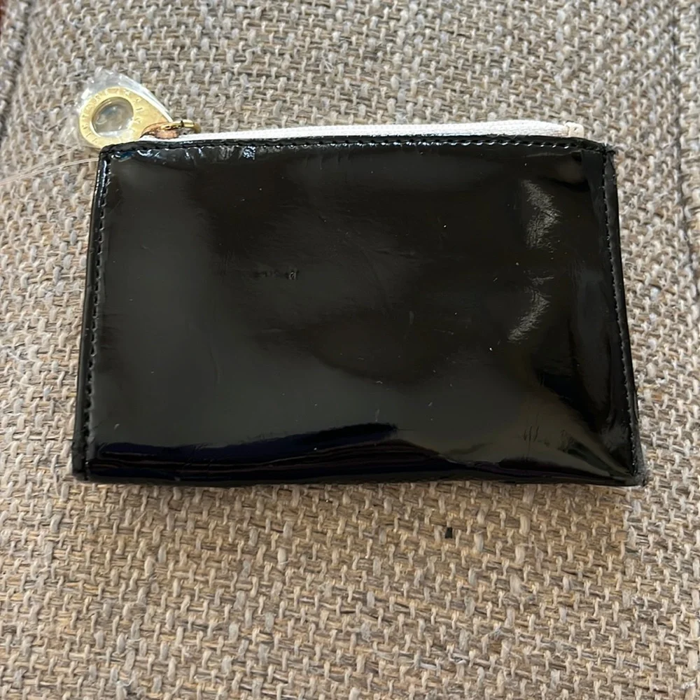 NWT - Victoria's Secret Keychain Coin Pouch & Card Holder in Black & White